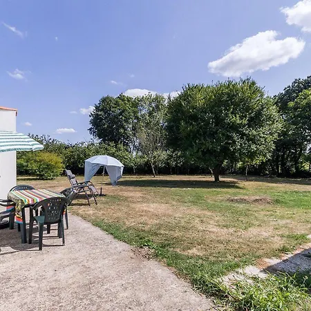 Au Calme Avec Jardin, Proche Plages, 2 Chambres, Velos Et Randonnees A - Fr-1-306-805 *