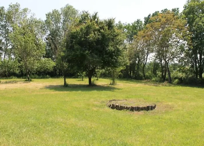 Au Calme Avec Jardin, Proche Plages, 2 Chambres, Vélos Et Randonnées à - Fr-1-306-805 * Machecoul